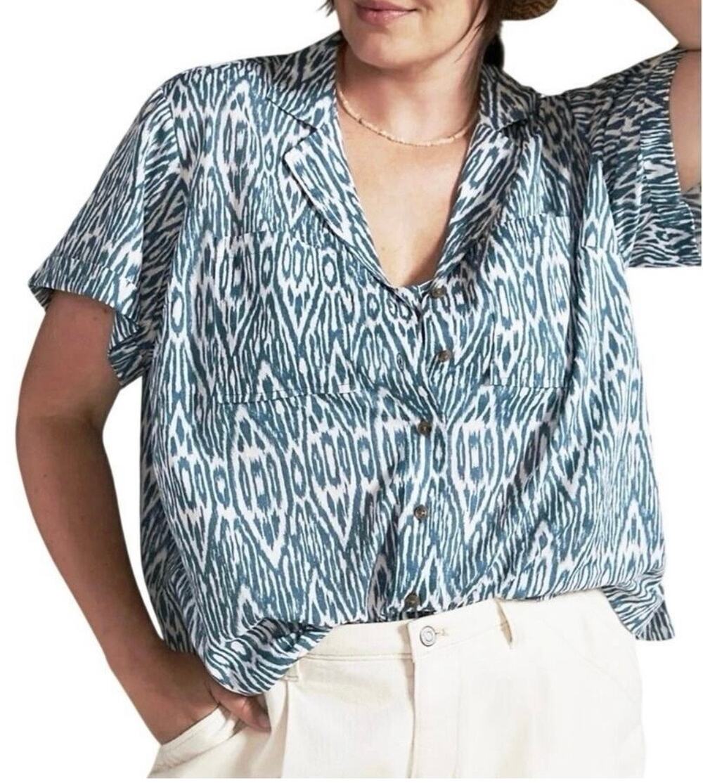 Anthropologie Pilcro Ikat Print Button Down Shirt Teal White Cotton M